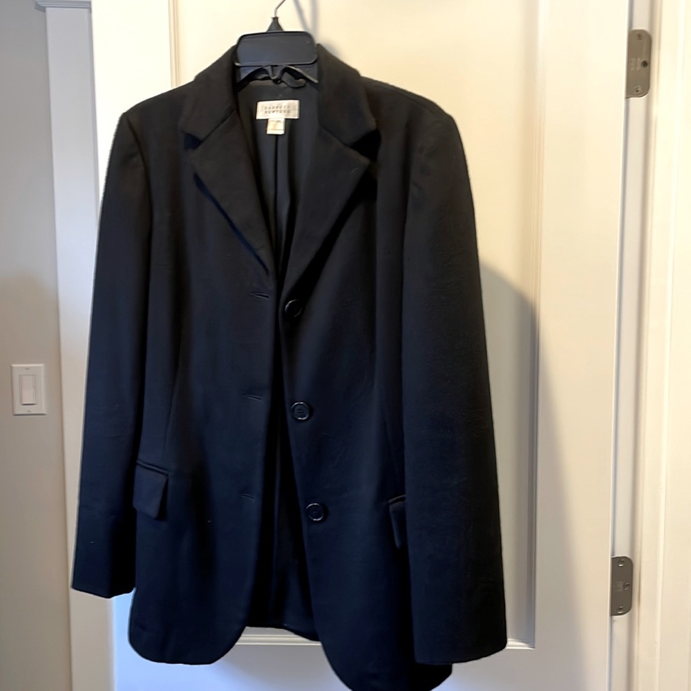 Barney's 100% Cashmere Blazer in Black. Made in Italy, Size 10